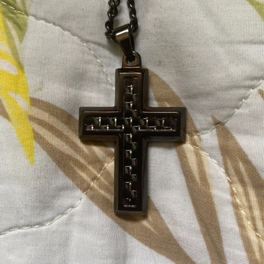Chain Cross Necklace - Picture 2 of 2